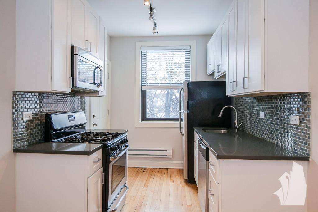 Apartment for rent at 2327 N Rockwell St #3A, Chicago, IL 60647