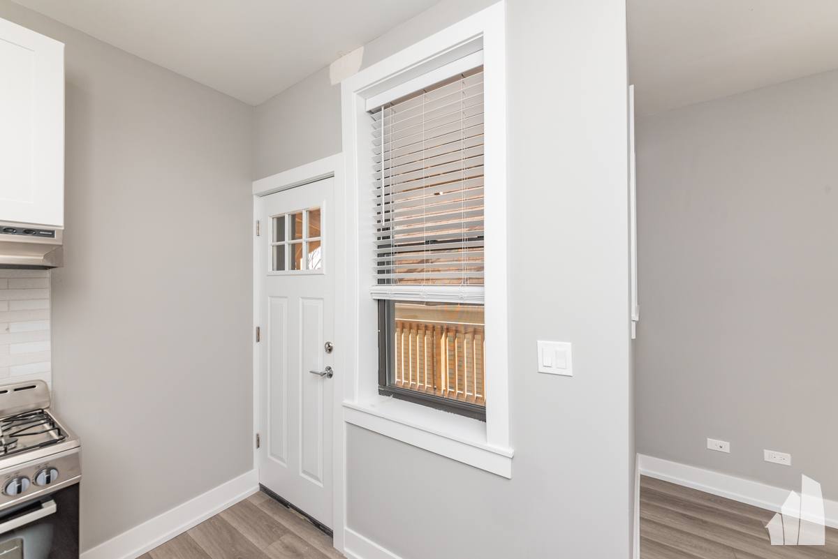 Apartment for rent at 3943 N Janssen Ave #1S, Chicago, IL 60613