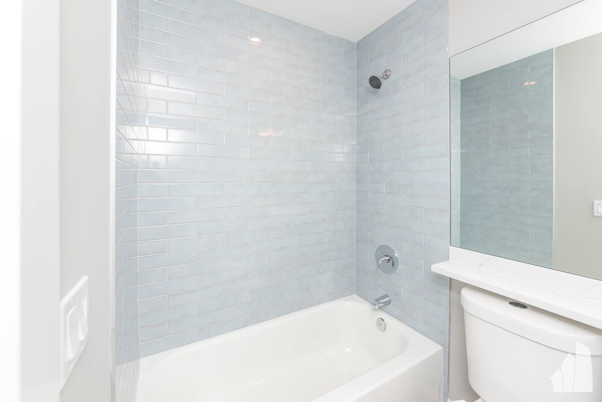 Apartment for rent at 3943 N Janssen Ave #1S, Chicago, IL 60613