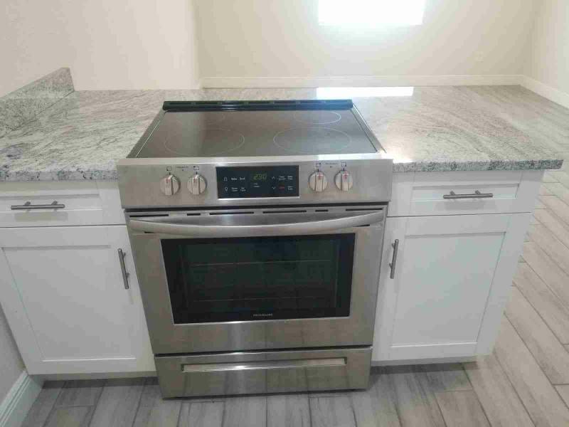 Apartment for rent at 1404 E Renfro St #A, Plant City, FL 33563