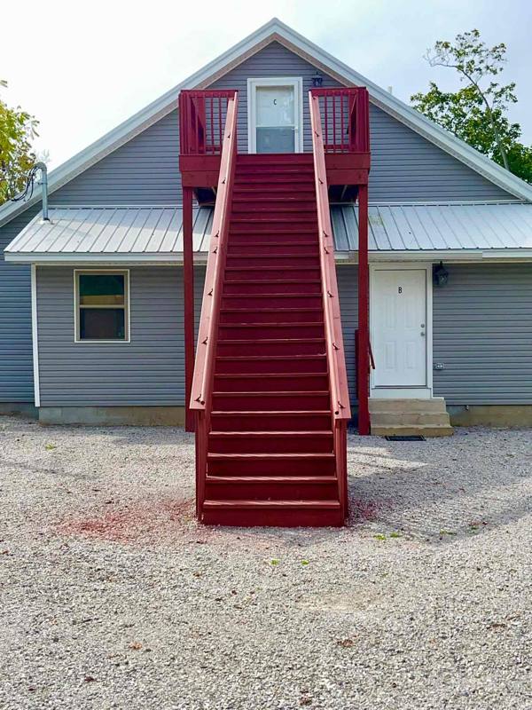 Apartment for rent at 404 E 18th St #C, Hopkinsville, KY 42240