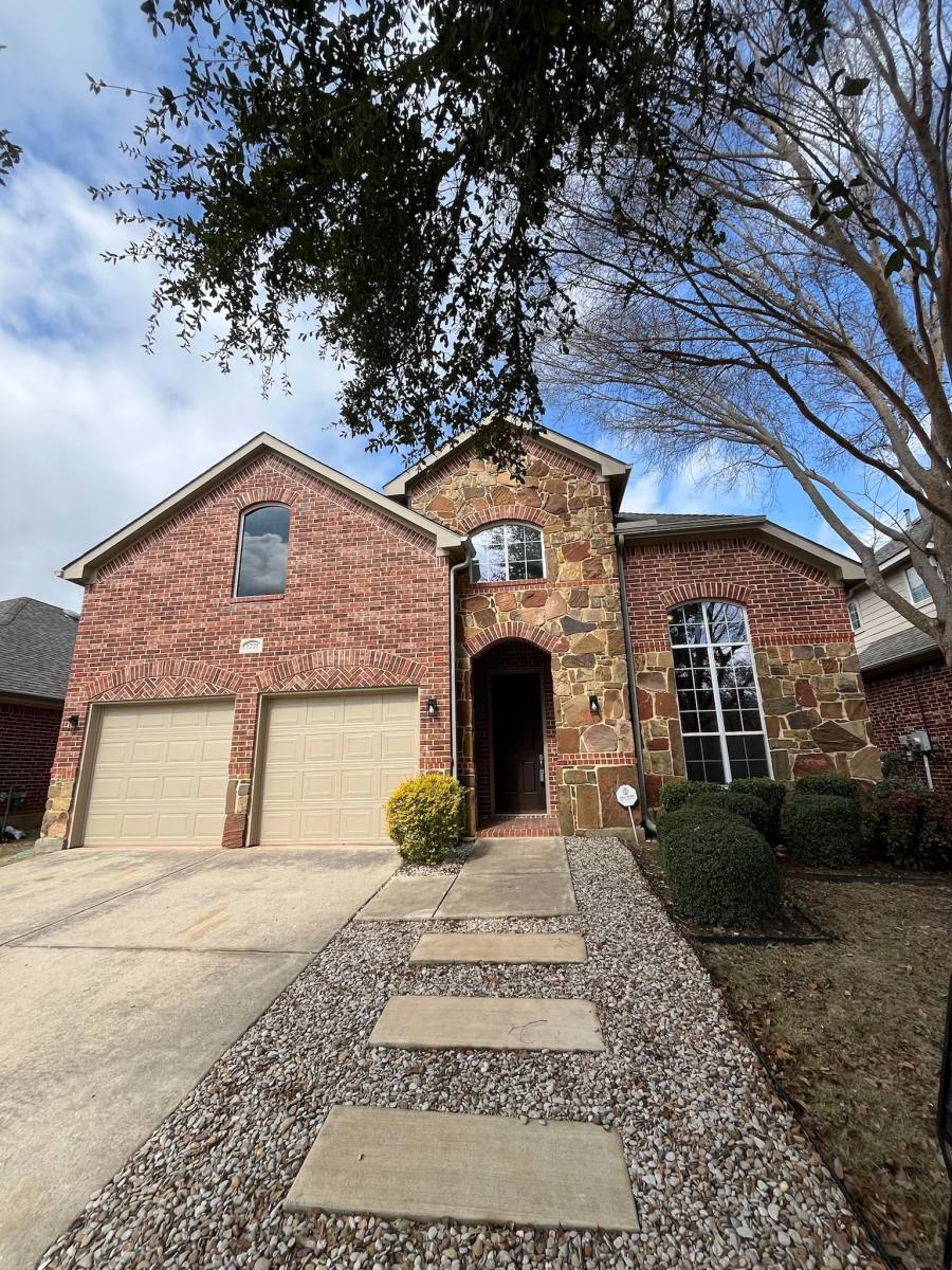 House for rent at 1221 Capital Dr, Argyle, TX 76226