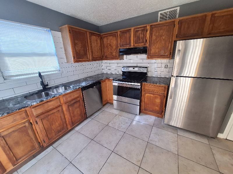 House for rent at 2123 Chatham Square Court, Dallas, TX 75227