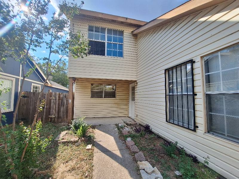 House for rent at 2123 Chatham Square Court, Dallas, TX 75227