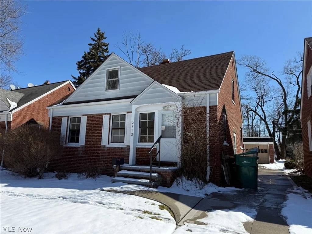House for rent at 5713 S Blvd, Maple Heights, OH 44137