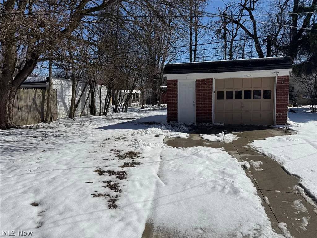 House for rent at 5713 S Blvd, Maple Heights, OH 44137