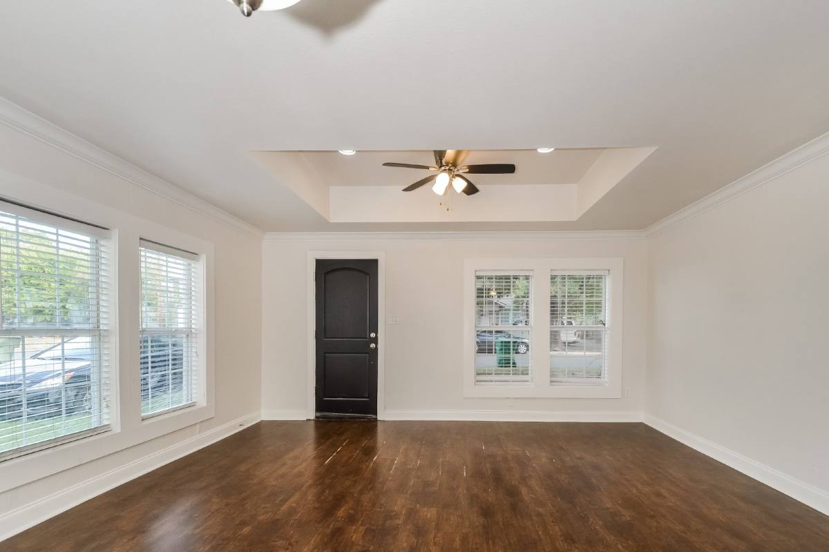 Townhouse for rent at 814 W College, Sherman, TX 75092