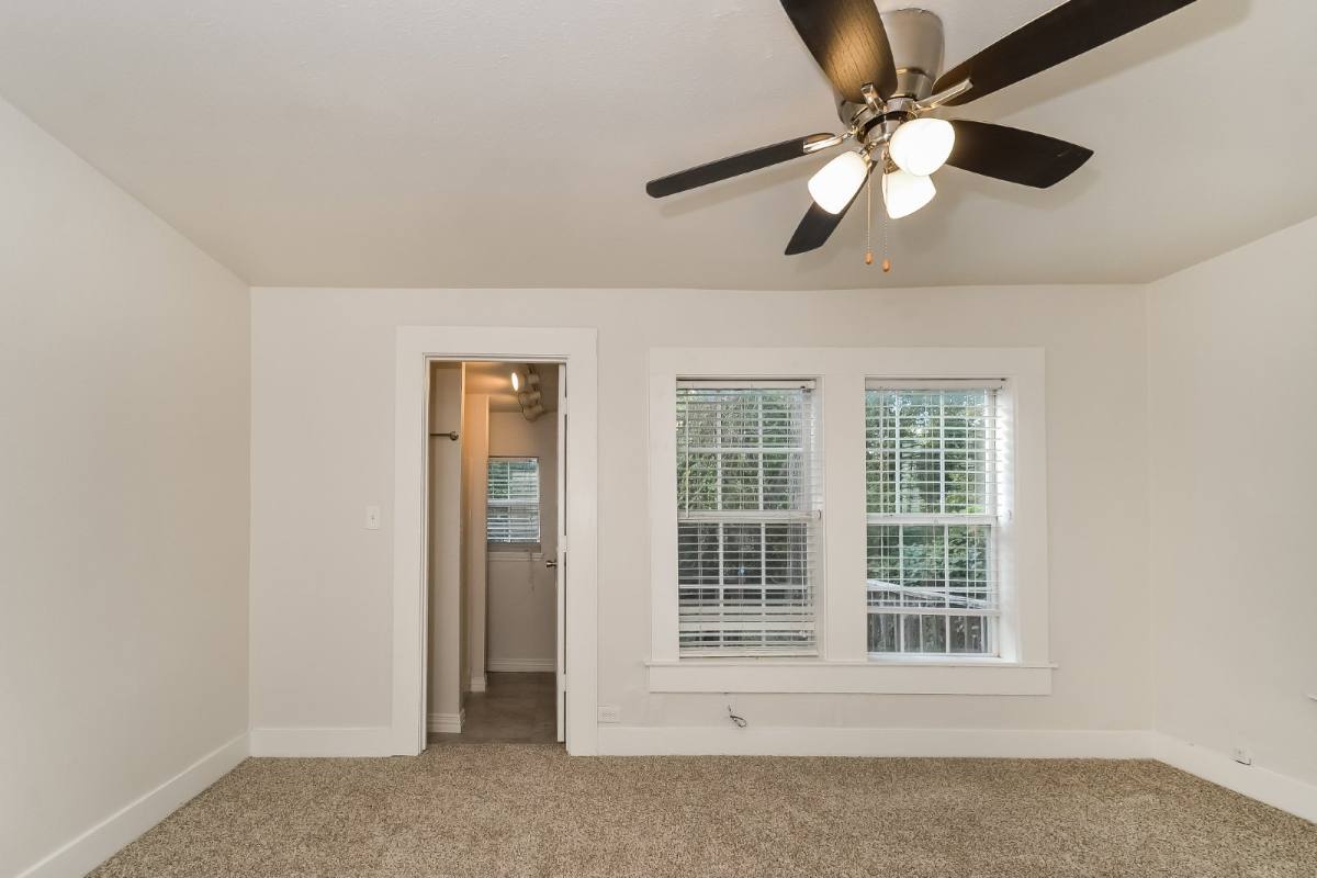 Townhouse for rent at 814 W College, Sherman, TX 75092