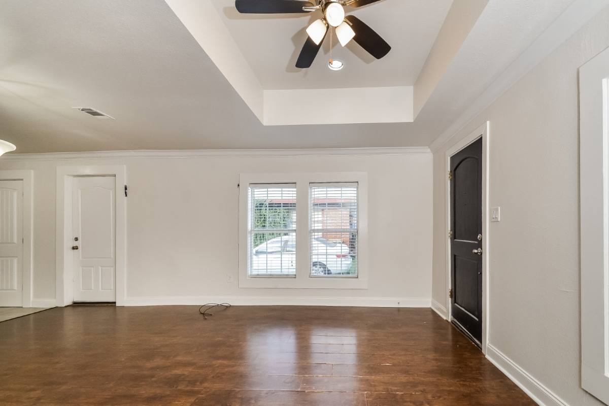 Townhouse for rent at 814 W College, Sherman, TX 75092