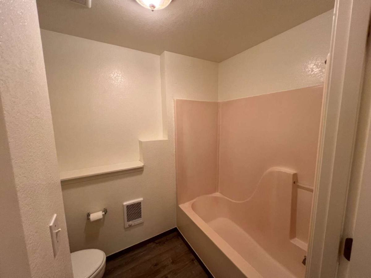 Apartment for rent at 700 NE Johnson St #16, Myrtle Creek, OR 97457