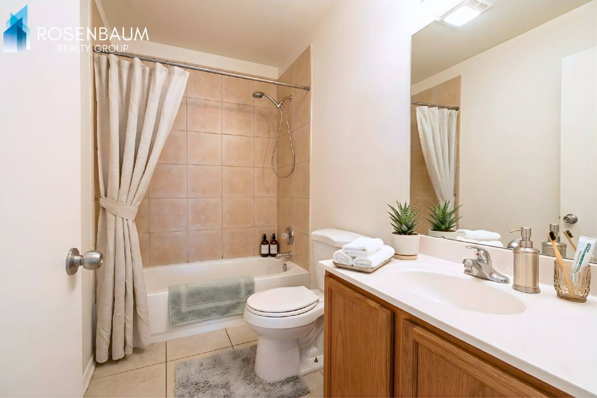 Apartment for rent at 1702 W Shangri La Rd #3, Phoenix, AZ 85029