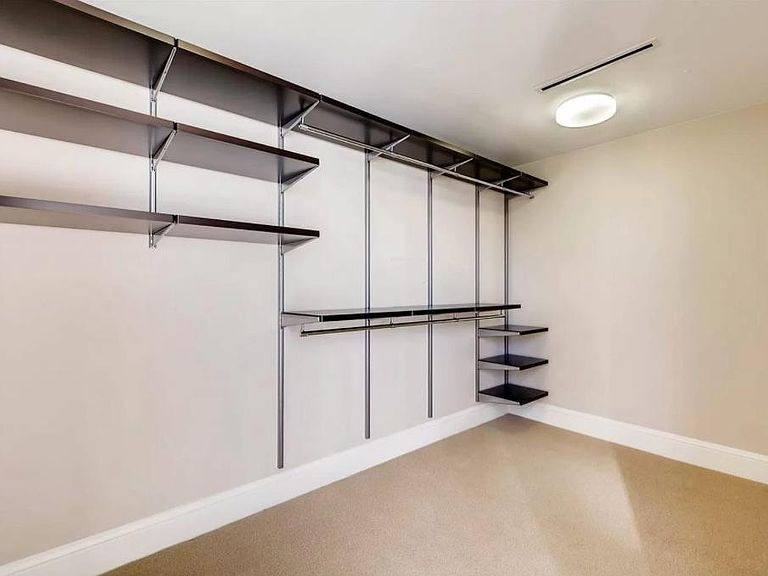 Apartment for rent at 7600 Landmark Way, Englewood, CO 80111