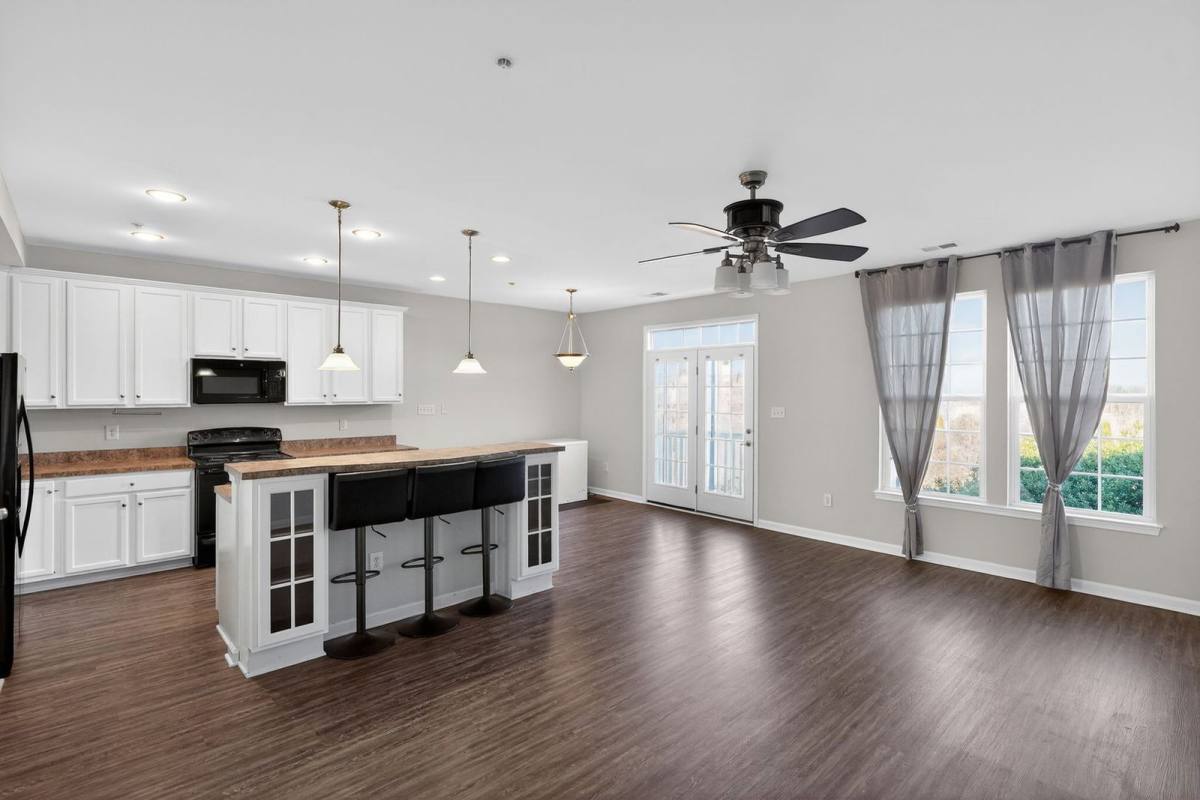House for rent at 8011 Forest Ridge Dr, Chesapeake Beach, MD 20732