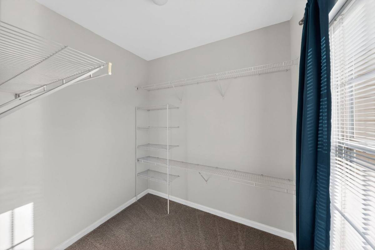 House for rent at 8011 Forest Ridge Dr, Chesapeake Beach, MD 20732