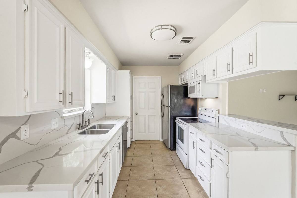 House for rent at 12607 Dakar Dr, Houston, TX 77065