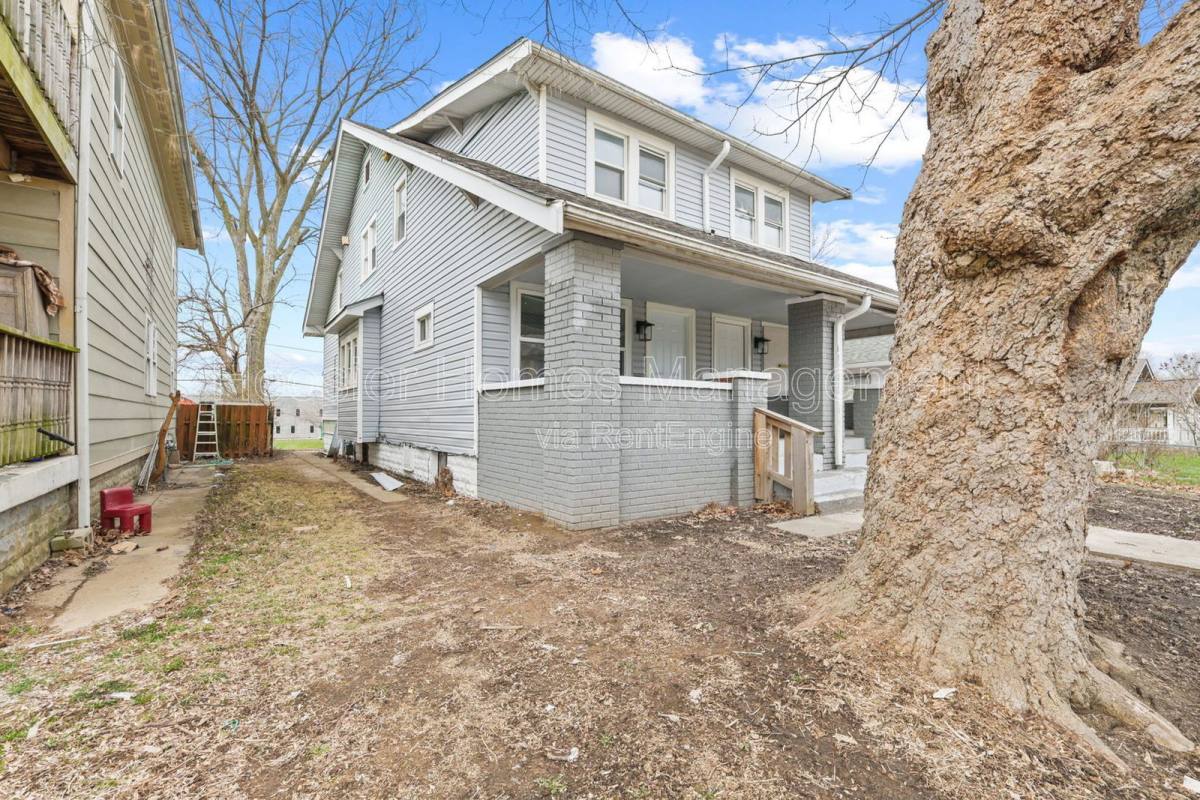 Apartment for rent at 822 N Bradley Ave #822, Indianapolis, IN 46201