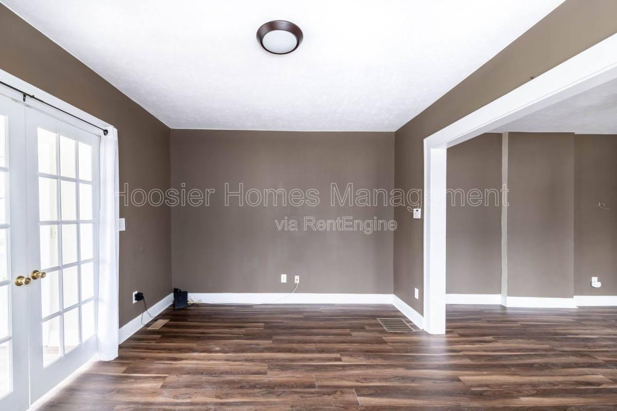 Townhouse for rent at 2901 N Talbott St, Indianapolis, IN 46205