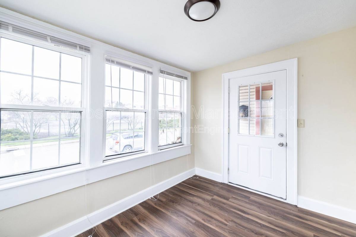 Townhouse for rent at 2901 N Talbott St, Indianapolis, IN 46205