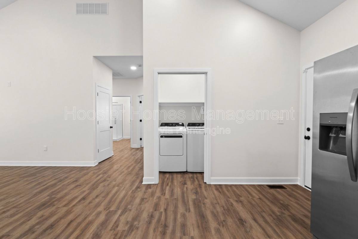 Apartment for rent at 4448 Evanston Ave #B, Indianapolis, IN 46205