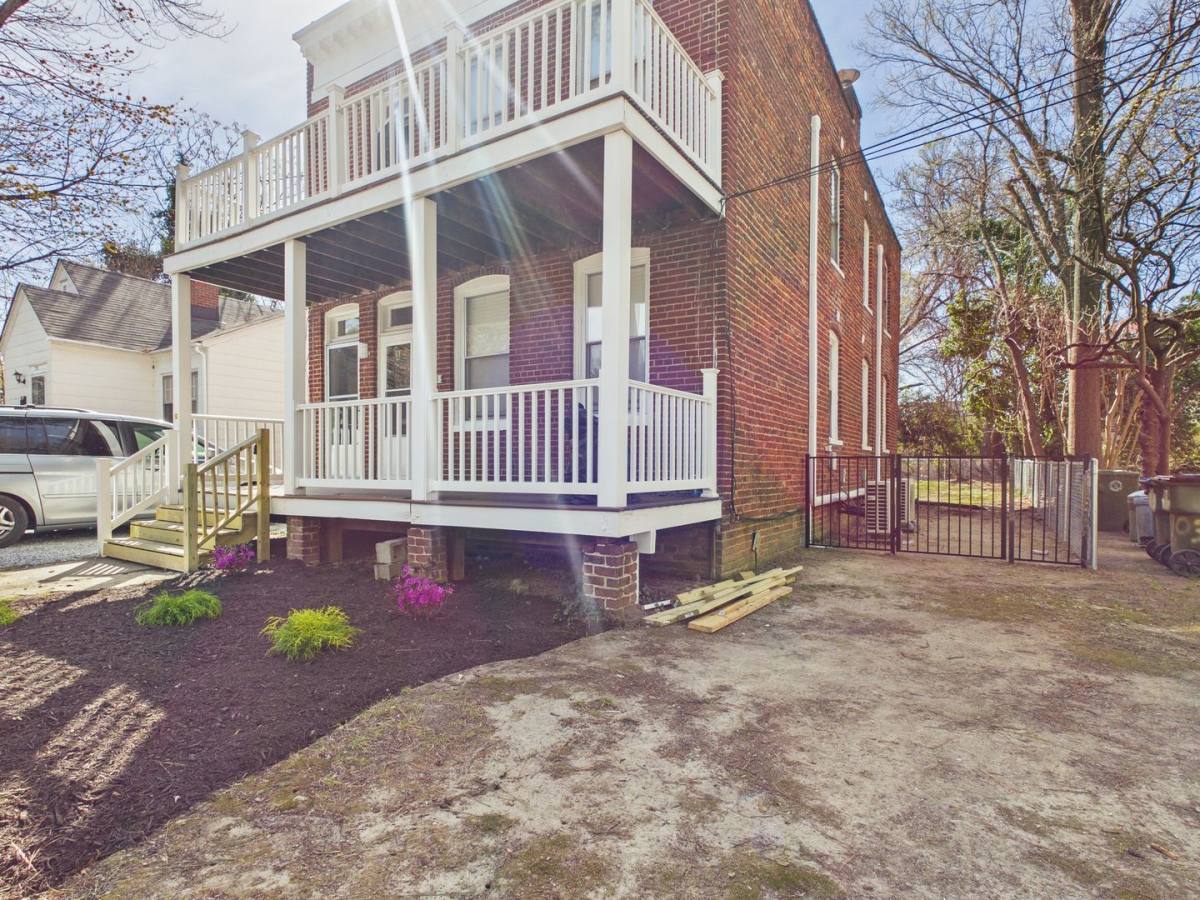 Apartment for rent at 1703 Oakdale Ave #B, Richmond, VA 23227