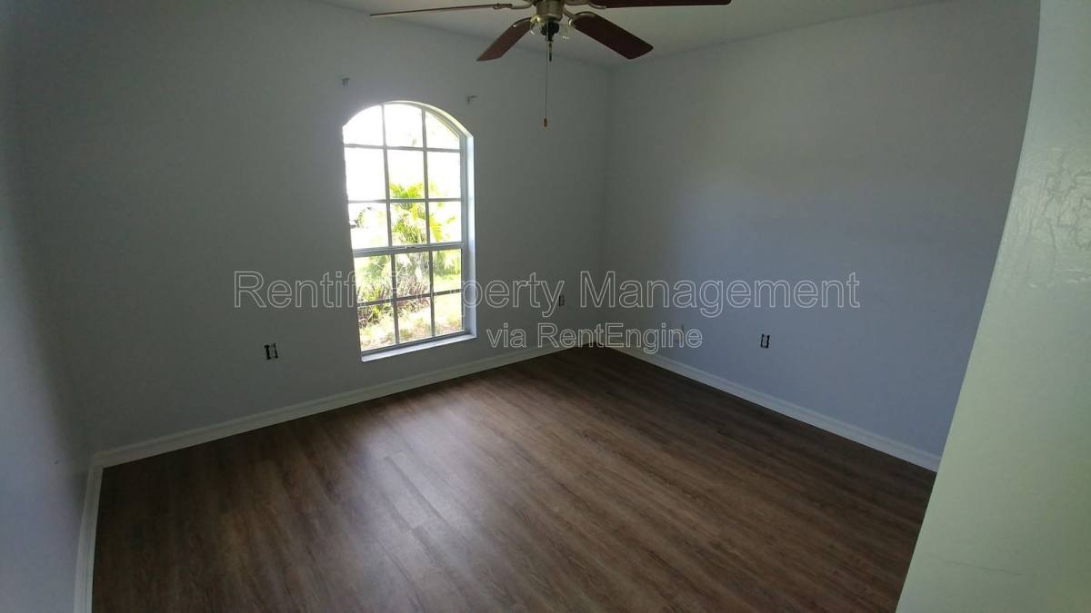 House for rent at 11495 Forest Mere Dr, Bonita Springs, FL 34135