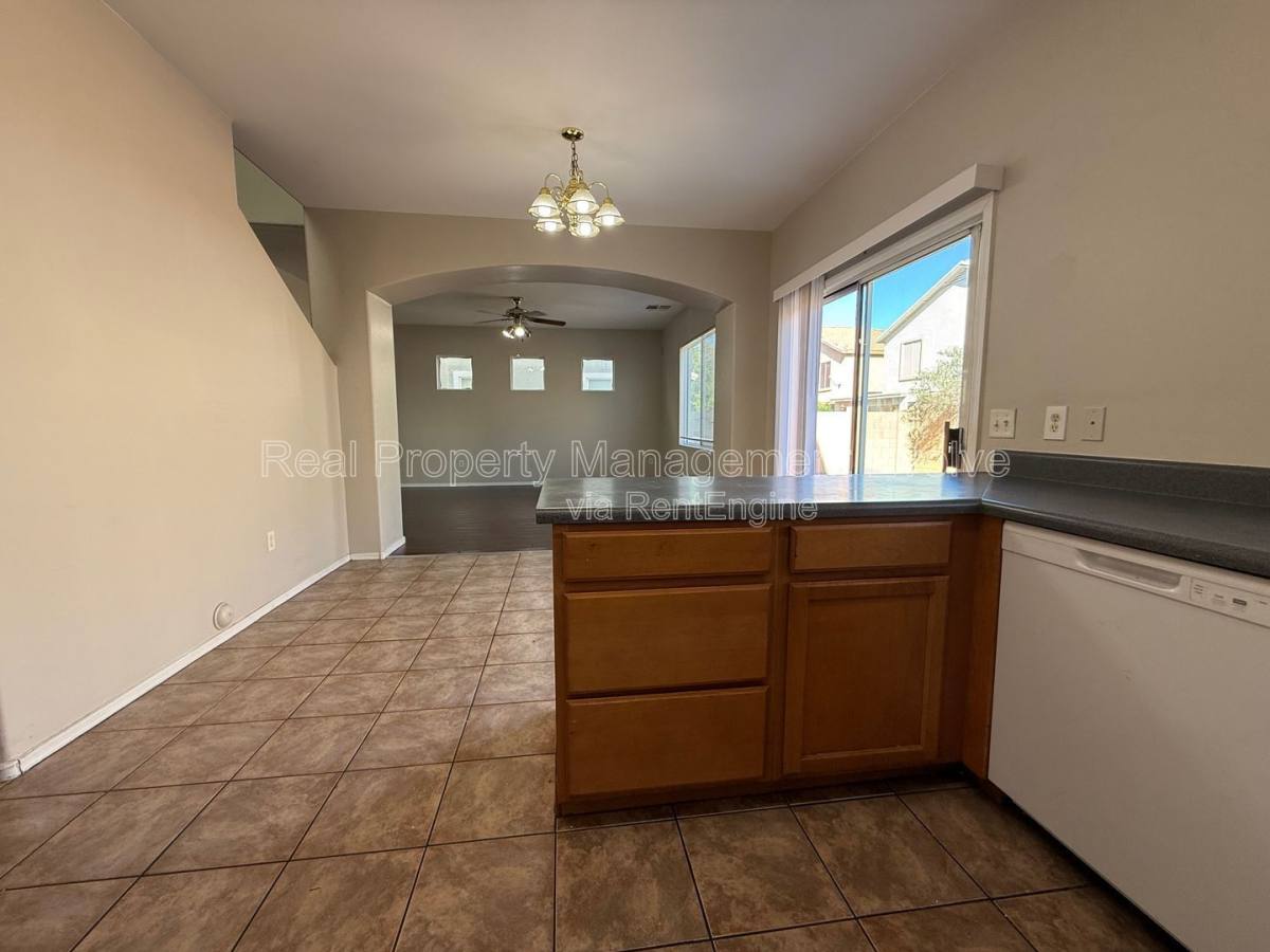 House for rent at 3930 W Irwin Ave, Phoenix, AZ 85041