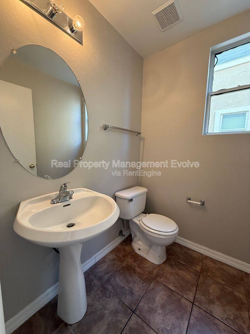 House for rent at 3930 W Irwin Ave, Phoenix, AZ 85041