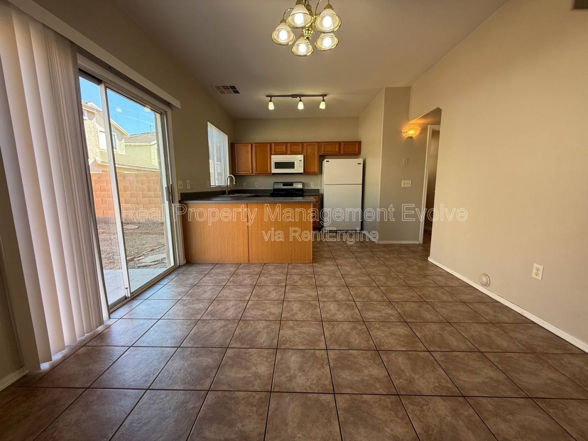 House for rent at 3930 W Irwin Ave, Phoenix, AZ 85041