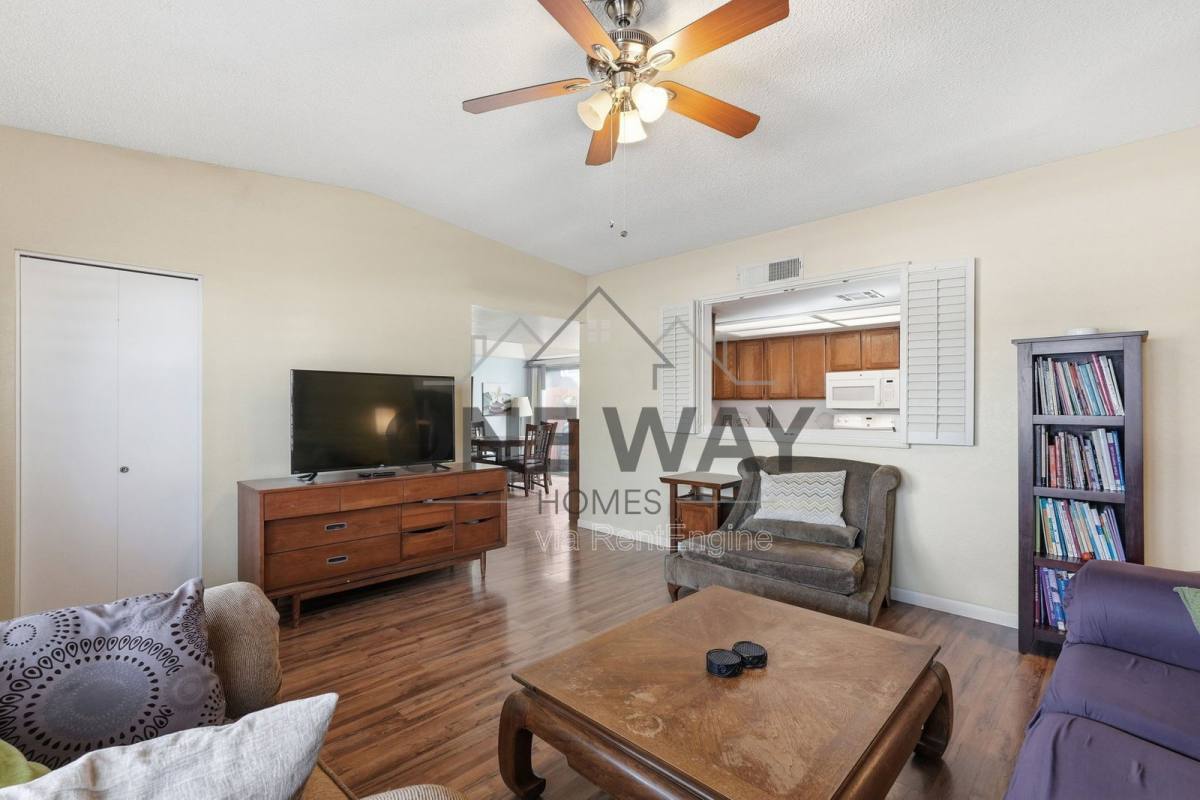 Apartment for rent at 2929 E Broadway Rd #102, Mesa, AZ 85204