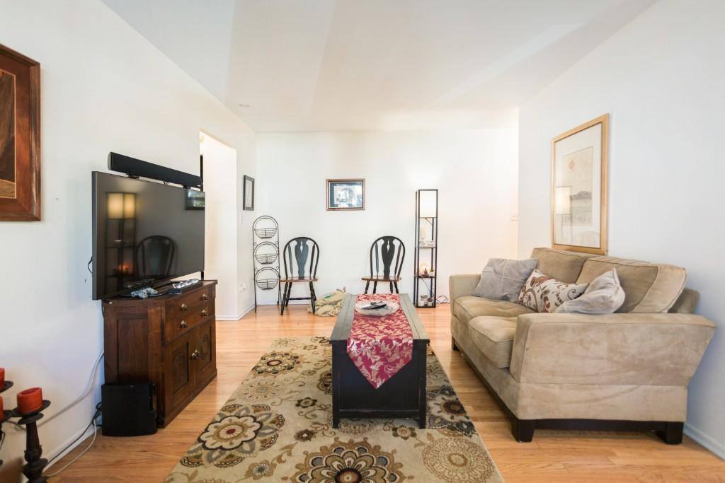 Apartment for rent at 525 W Oakdale Ave #519, Chicago, IL 60657