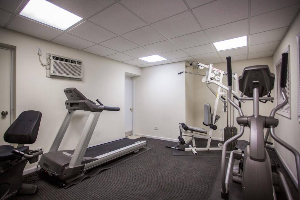 Apartment for rent at 525 W Oakdale Ave #519, Chicago, IL 60657
