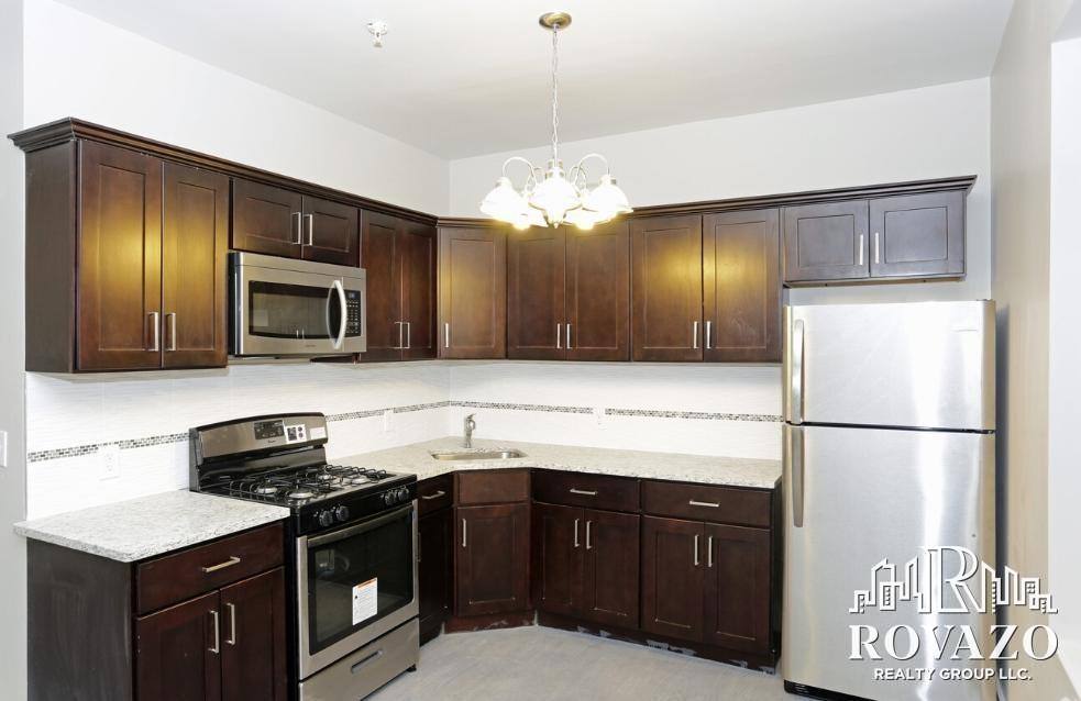 Apartment for rent at 114 N Arlington Ave #307, East Orange, NJ 07017