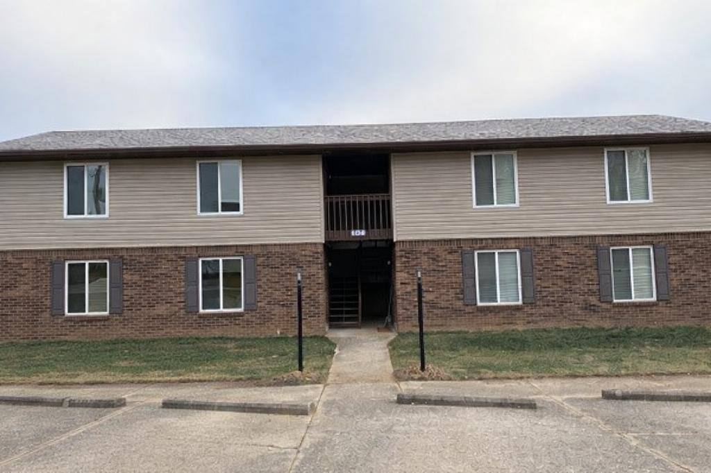 Apartment for rent at 113 Virgil Dr #3, Radcliff, KY 40160