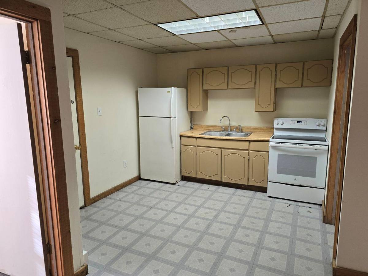 Apartment for rent at 518 Moen Ave 4, Joliet, IL 60436