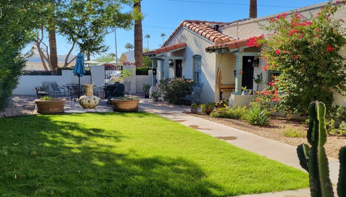 Apartment for rent at 1118 W McDowell Rd #4, Phoenix, AZ 85017