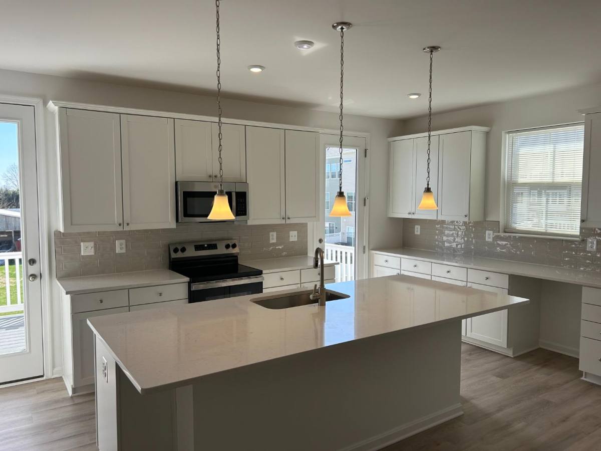 Townhouse for rent at 518 Rosemary Circle, Middletown, DE 19709