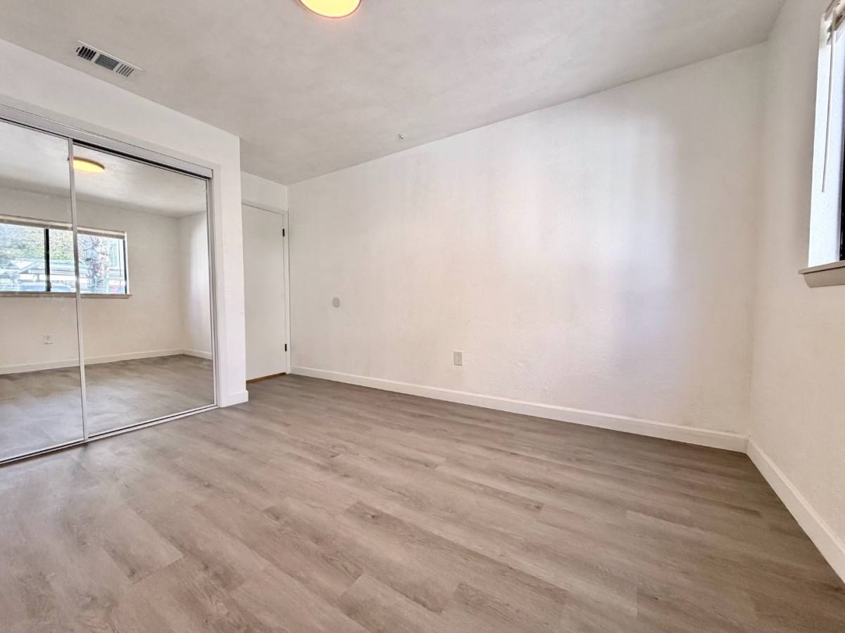 Apartment for rent at 709 Sunset Ave #5, West Sacramento, CA 95605