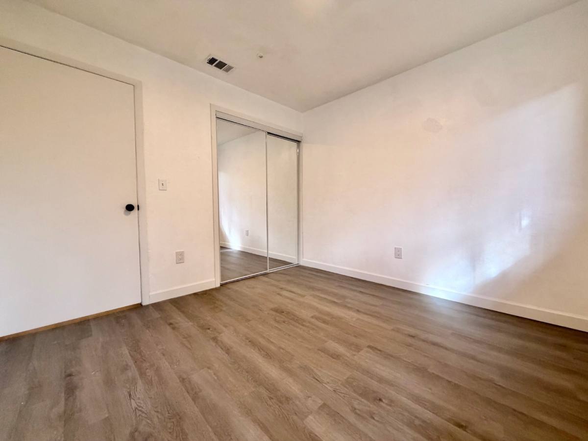 Apartment for rent at 709 Sunset Ave #5, West Sacramento, CA 95605