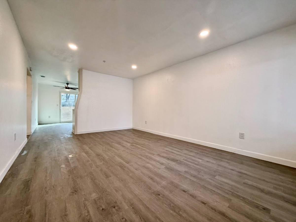 Apartment for rent at 709 Sunset Ave #5, West Sacramento, CA 95605