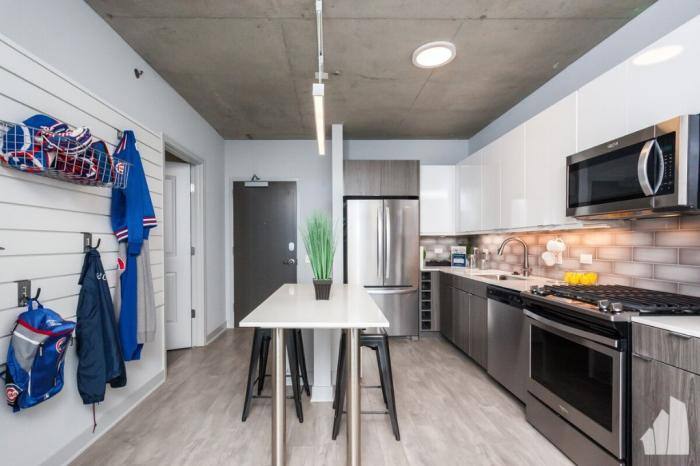 Apartment for rent at 1025 W Addison St #832, Chicago, IL 60613