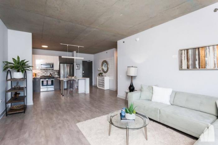 Apartment for rent at 1025 W Addison St #832, Chicago, IL 60613