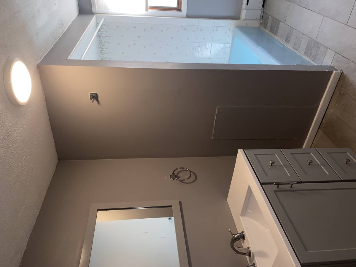 Townhouse for rent at 179 Mahanoy St, Nuremberg, PA 18241