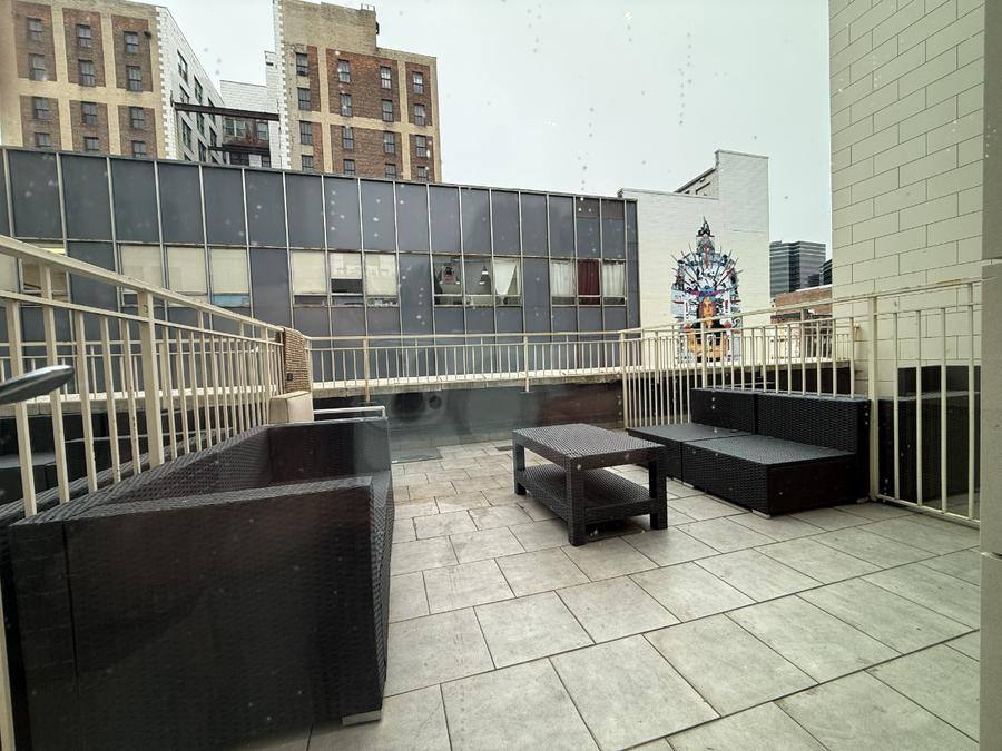 Apartment for rent at 810 Broad St #309, Newark, NJ 07102