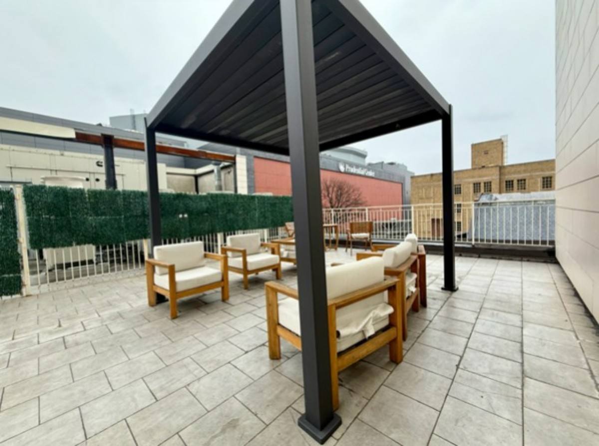 Apartment for rent at 810 Broad St #807, Newark, NJ 07102