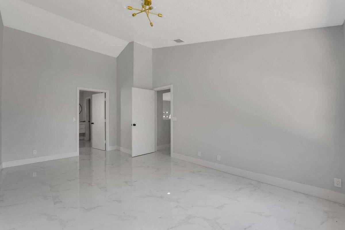 Apartment for rent at 3740 Wilderness Way, Coral Springs, FL 33065