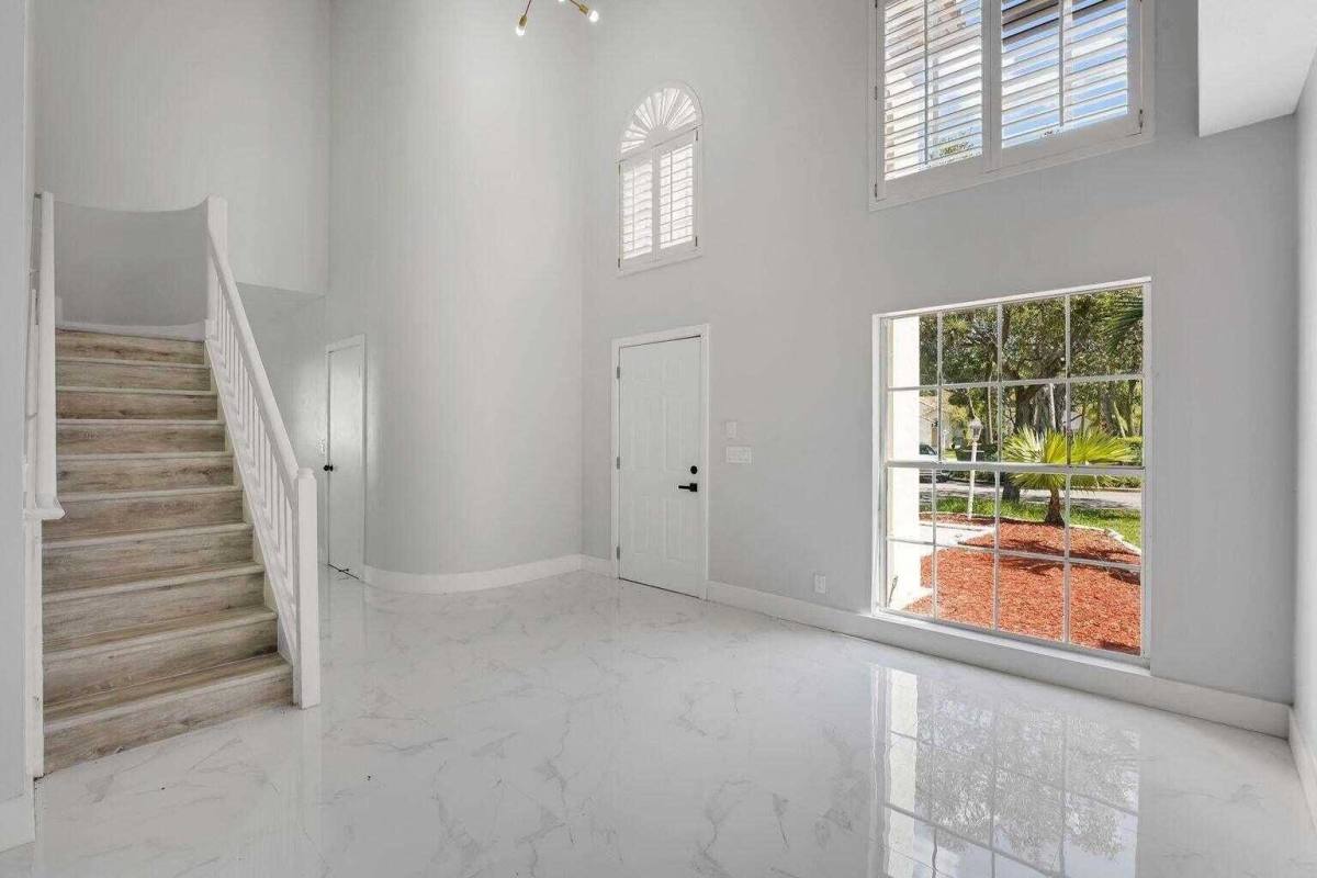 Apartment for rent at 3740 Wilderness Way, Coral Springs, FL 33065