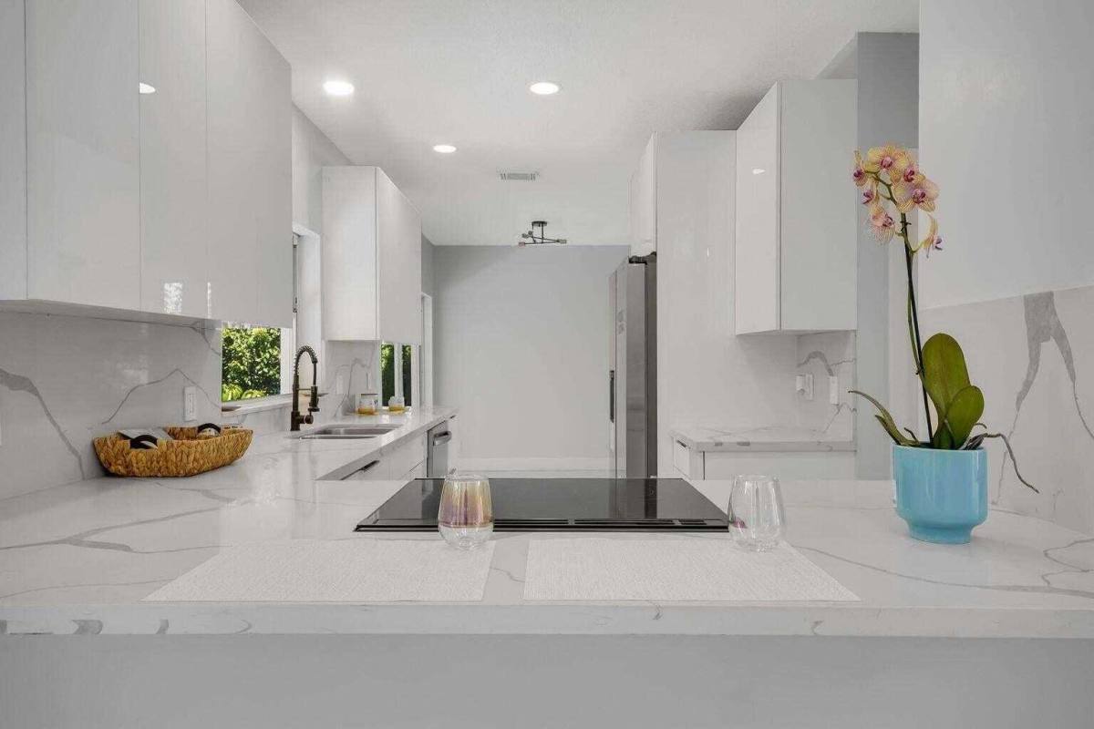 Apartment for rent at 3740 Wilderness Way, Coral Springs, FL 33065