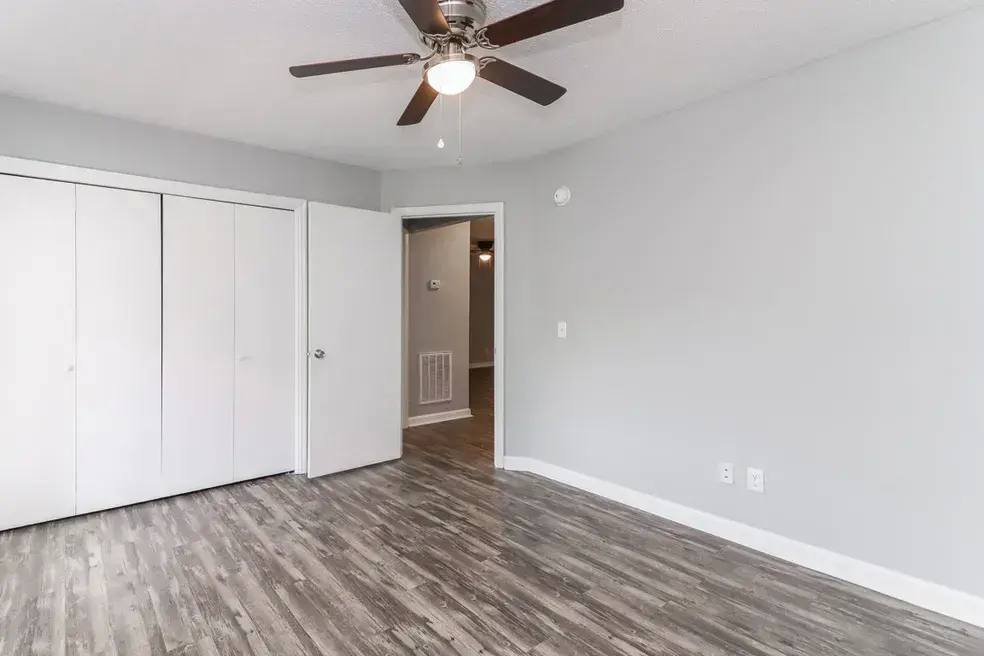 Townhouse for rent at The Oaks at Northshore, 1717 Whiteoak Rd, Chattanooga, TN 37405