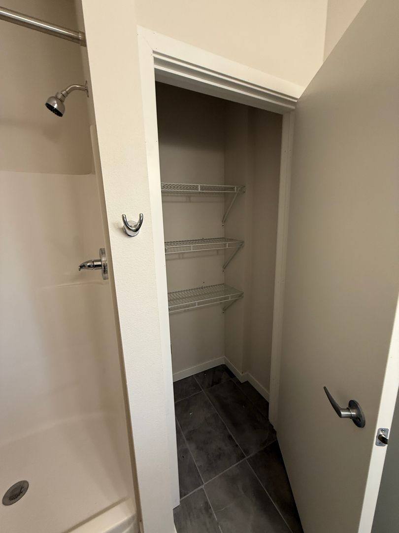 Apartment for rent at 1104 9th St W, Grafton, ND 58237
