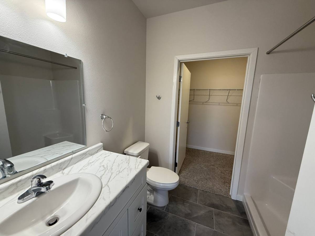 Apartment for rent at 1104 9th St W, Grafton, ND 58237